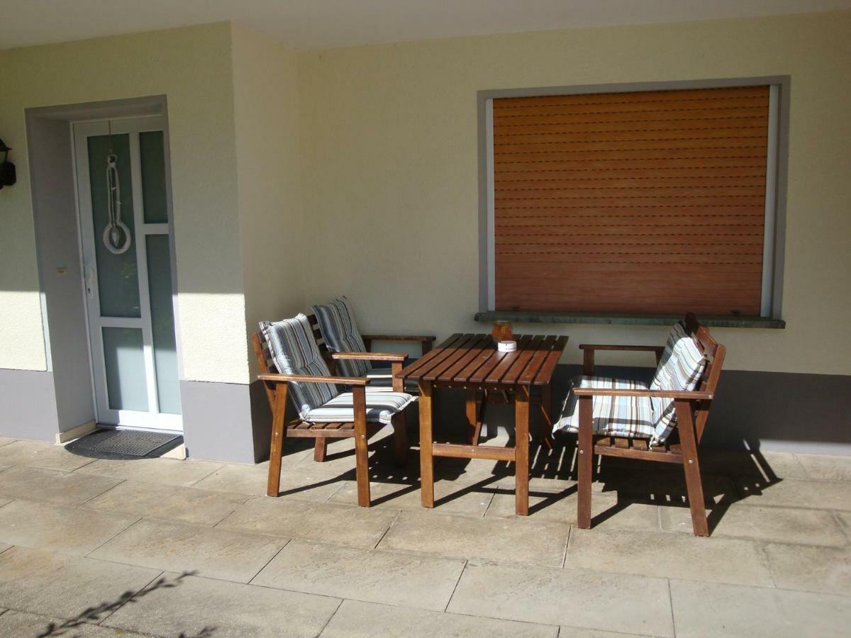 Ferienwohnung Cremer Waldorf Bagian luar foto